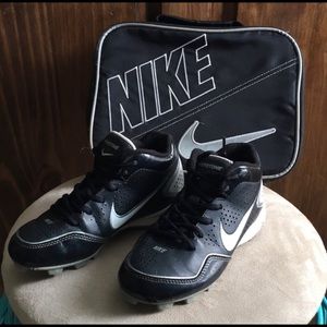 Boys Nike Baseball Cleat Bundle